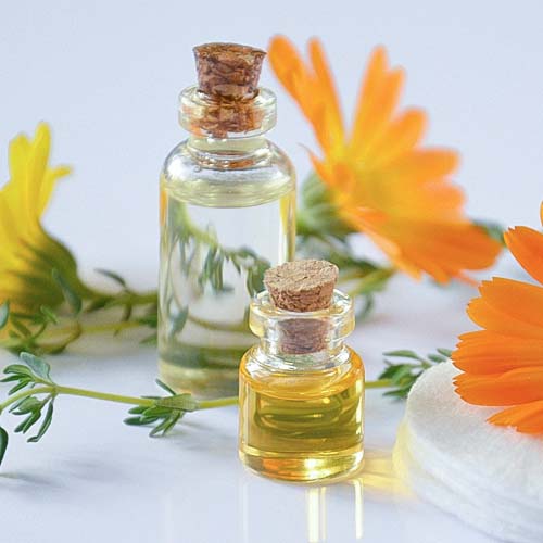 aromathérapie pot de crème composés aromatiques extraits de plantespharmacie Savalle